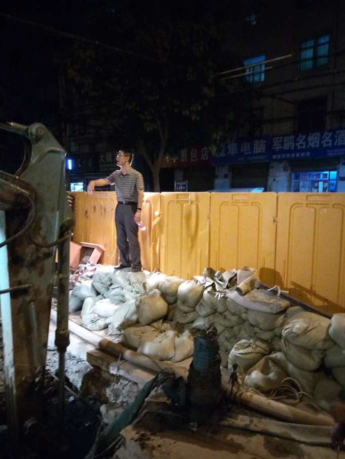 夙夜為公，一路暢通安徽交航總經理方申柱帶領項目班子攻克項目難點紀實